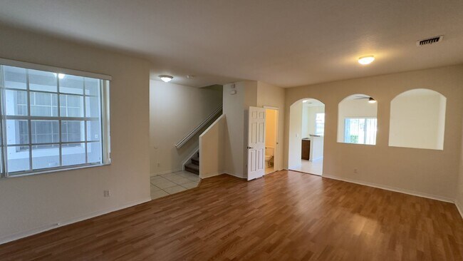 Building Photo - 3042 Grandiflora Dr