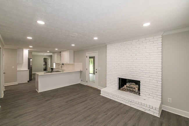 Building Photo - 4143 Meadow Way