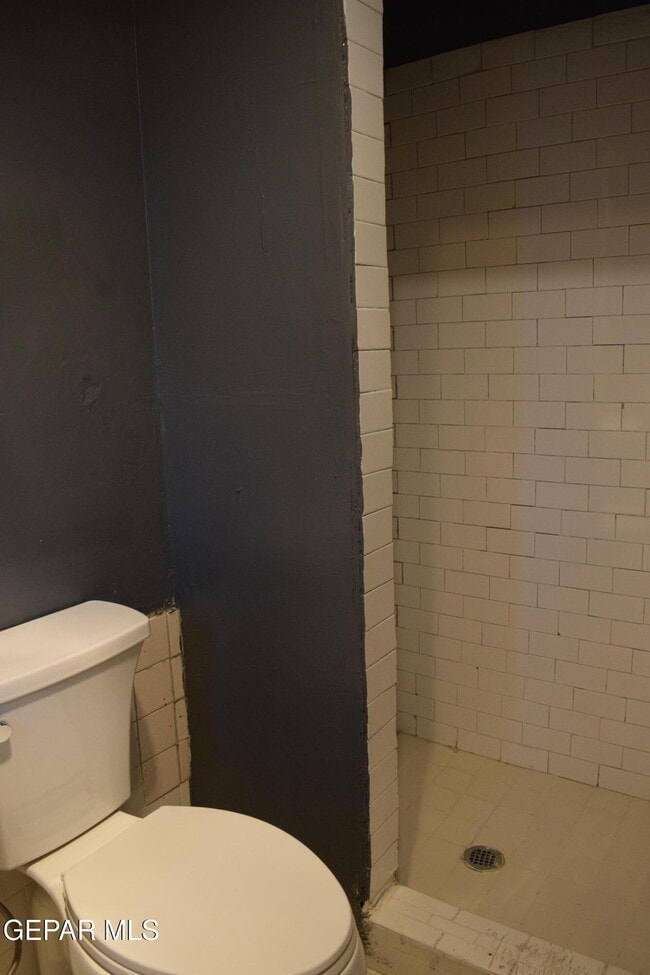 Building Photo - 136 N Festival Dr