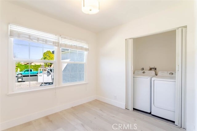 Building Photo - 20026 Kittridge St