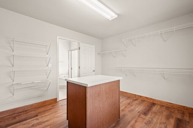 Building Photo - 20981 E Hampden Pl