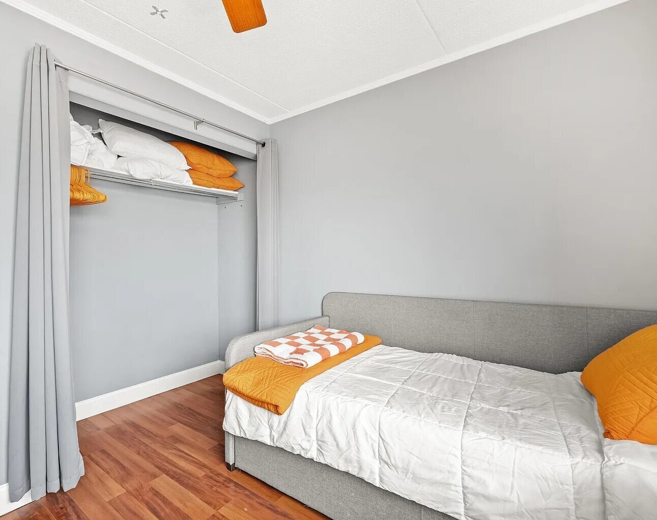 Building Photo - 2718 Painter Ave