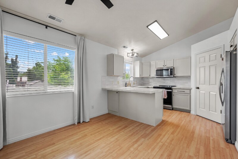 Building Photo - 617 S 1370 W