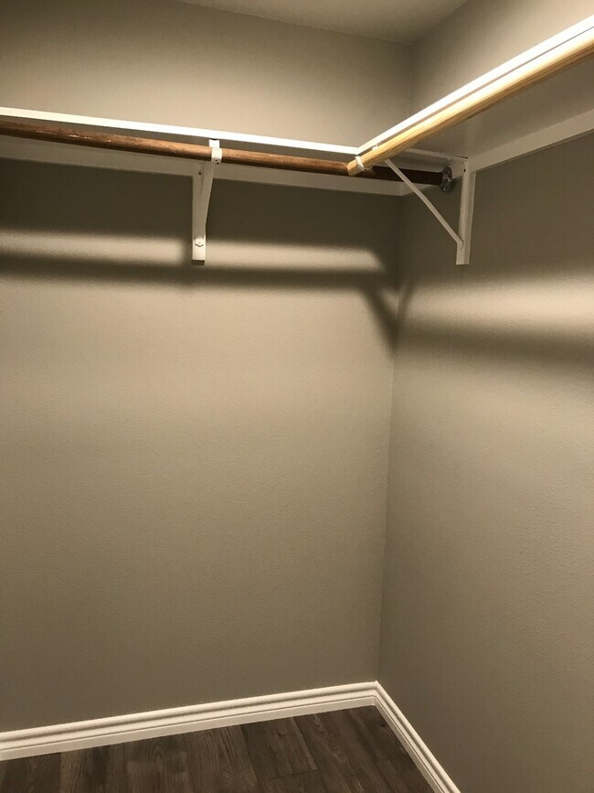 Building Photo - 1541 Ranger Hwy