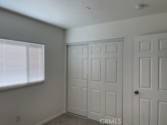 Building Photo - 1140 Deseret Ave