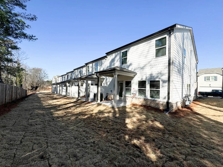 Building Photo - 4264 Holland Grv Rd