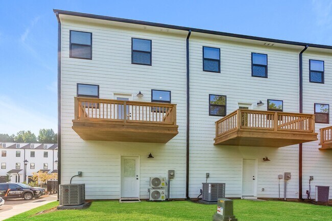 Building Photo - 11828 Avocet St