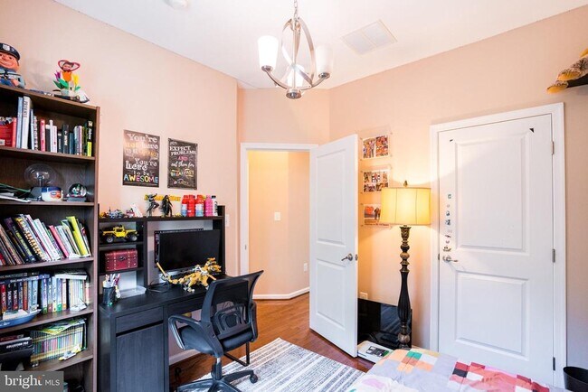 Building Photo - 7855 Port Capital Dr