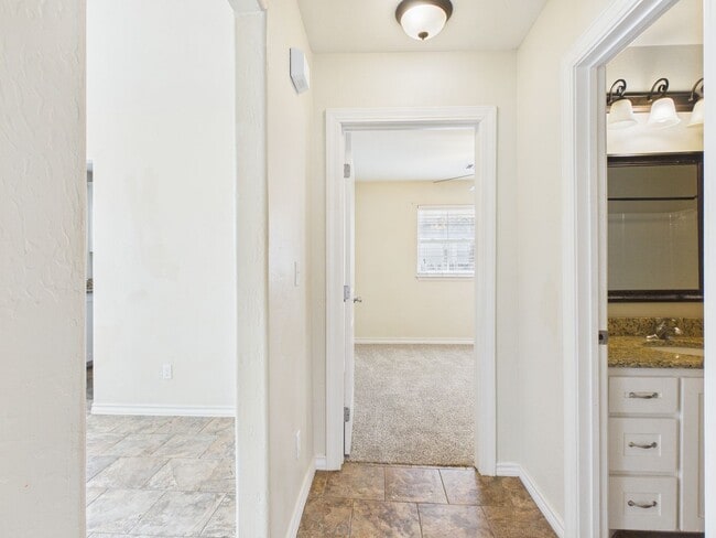 Building Photo - 3501 S Van Buren St