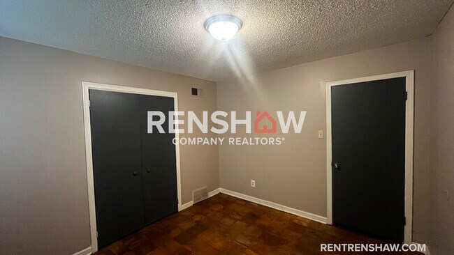 Building Photo - 3773 Voltaire Ave