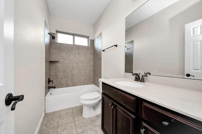 Building Photo - 4919 Blackwater Ln