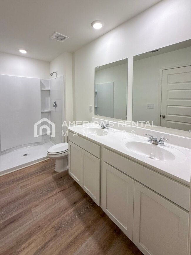 Building Photo - Spacious & Modern 4-Bedroom, with Blinds Included!! Retreat in Magnolia Hills - Pet-Friendly! Ava...