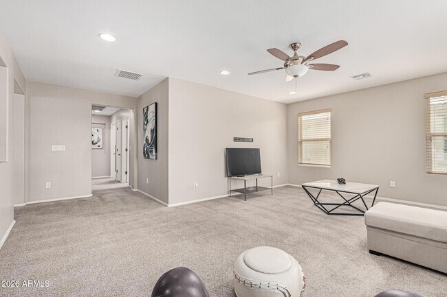 Building Photo - 7657 S Debra Dr