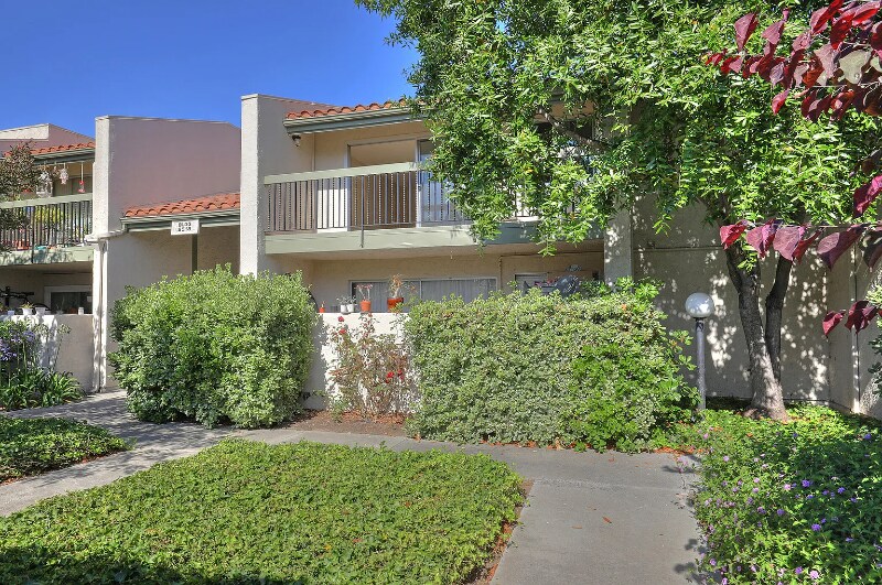 Building Photo - 5518 Armitos Ave