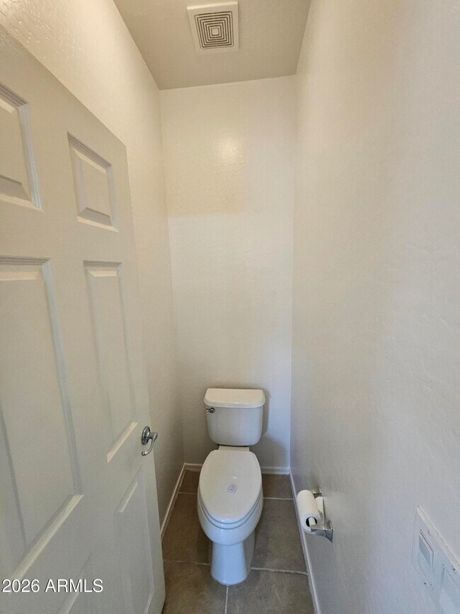 Building Photo - 17727 W Marshall Ln