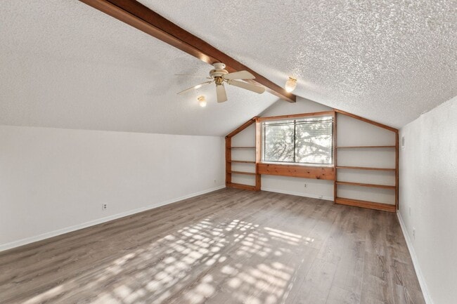 Building Photo - Bright and Inviting 3-Bedroom with Private...
