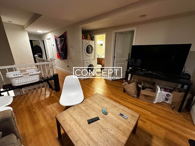 Building Photo - 12A Parker Hill Ave. Unit 2