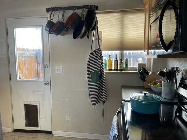 Building Photo - 2326 Lowell Blvd