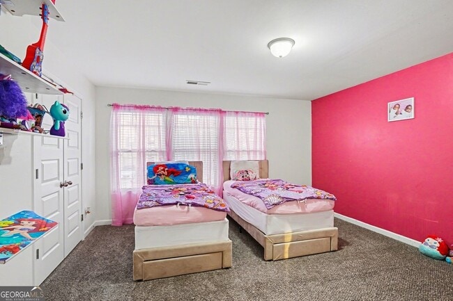 Building Photo - 1241 England Terrace