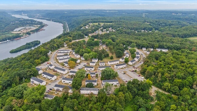 Building Photo - 33 Midland Heights Cir