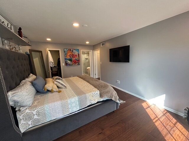 Building Photo - 6851 Roswell Rd