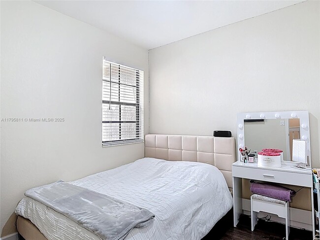 Building Photo - 15073 SW 115th Terrace