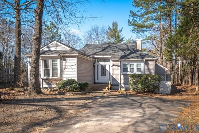 Building Photo - 5600 Woods Walk Rd