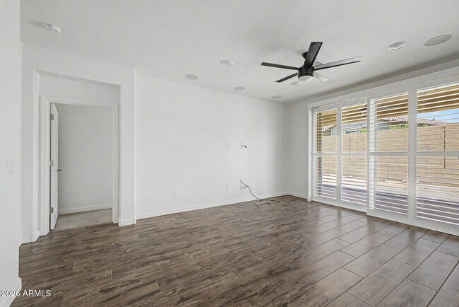 Building Photo - 20420 W Calle Encorvada