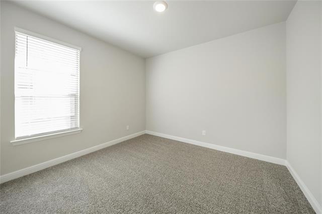 Building Photo - 126 Willow St
