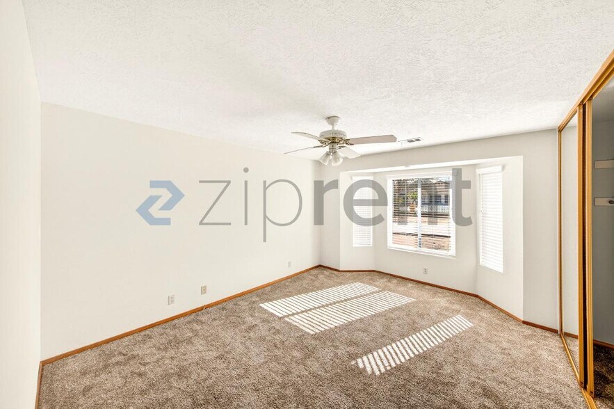 Building Photo - 15380 Mission St