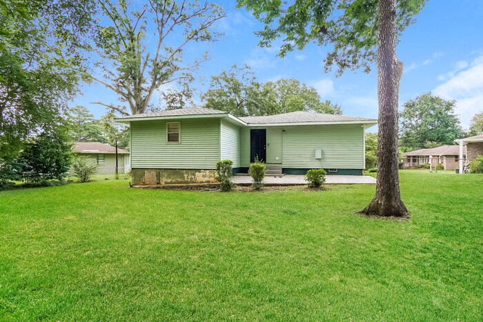 Building Photo - 3336 Berry Dr