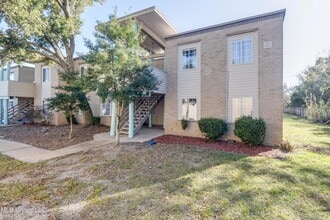 Building Photo - 245 Mc Donnell Ave