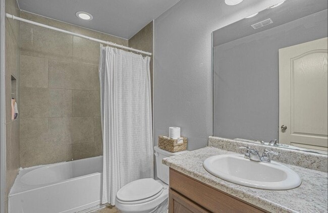 Building Photo - 3330 La Terraza Wy