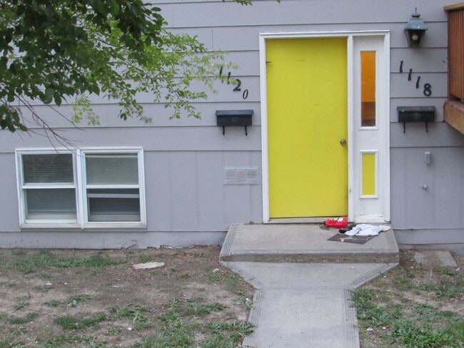 Primary Photo - Affordable 2 Bedroom Apartment