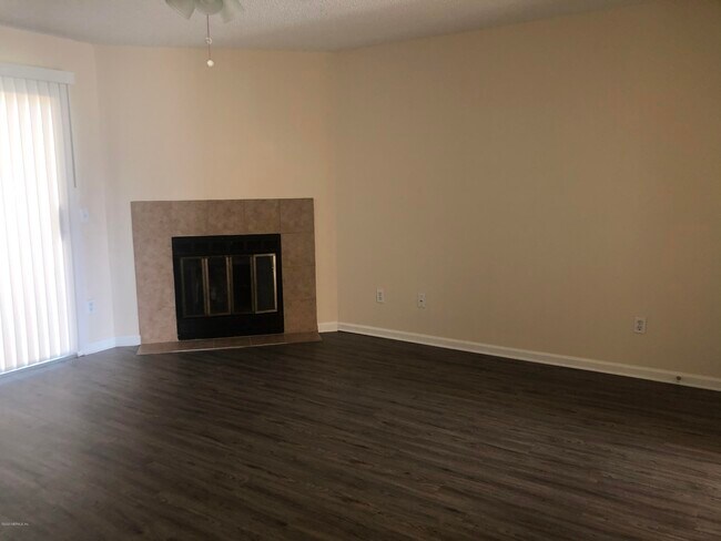 Building Photo - 791 Assisi Ln