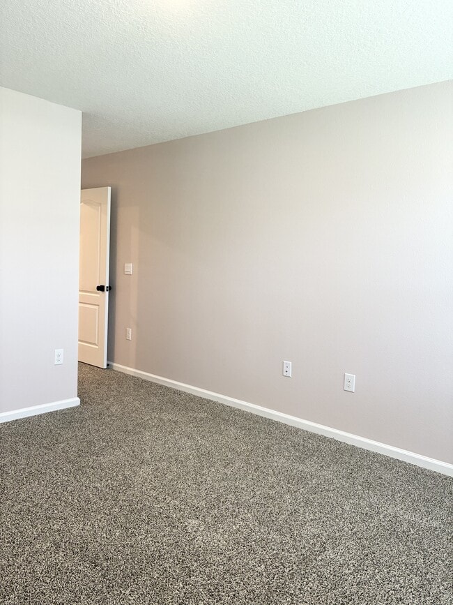 Building Photo - 5983 Ortega Lk Dr