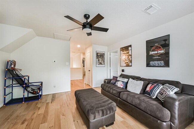 Building Photo - 18307 Wild Lilac Trail