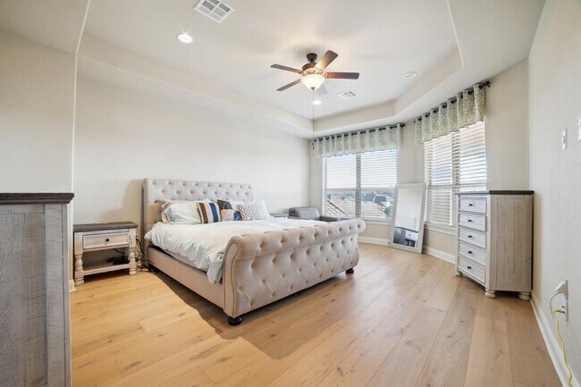 Building Photo - 1701 Morning Moon Cir