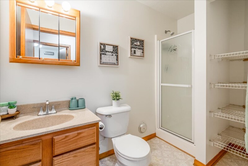 Building Photo - 45969 Tallgrass Ct