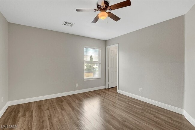 Building Photo - 9676 Grouse Grove Ave