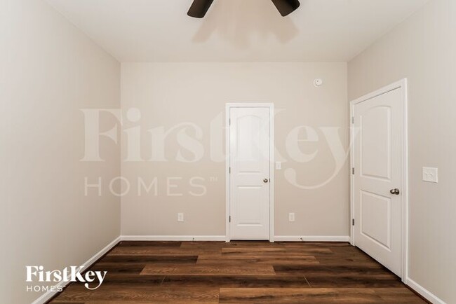 Building Photo - 1050 Little Sorrel Dr