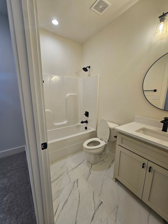 Building Photo - 7233 Havenwood Dr