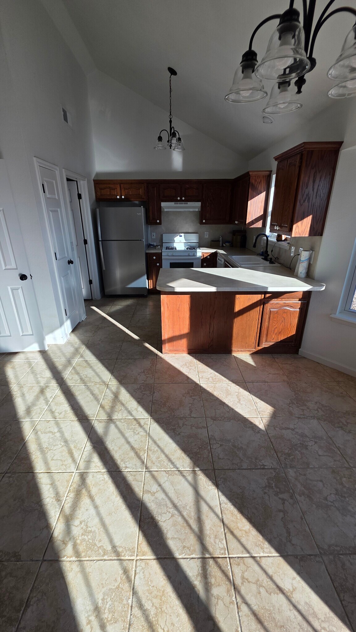 Building Photo - 8213 E Norman St