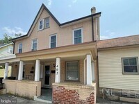 Building Photo - 402 Jefferson Ave