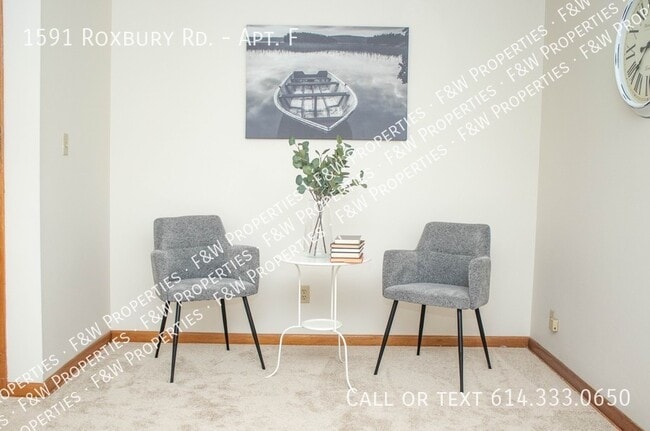 Building Photo - 1591 Roxbury Rd