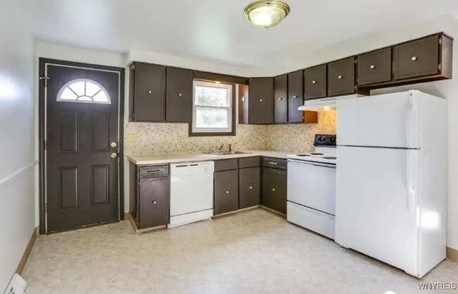 Building Photo - 22 W Summerset Ln