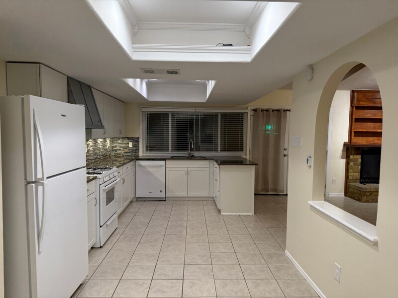 Building Photo - 4836 Brandenburg Ln