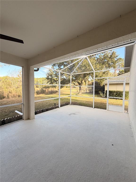 Building Photo - 10 Westfield Ln