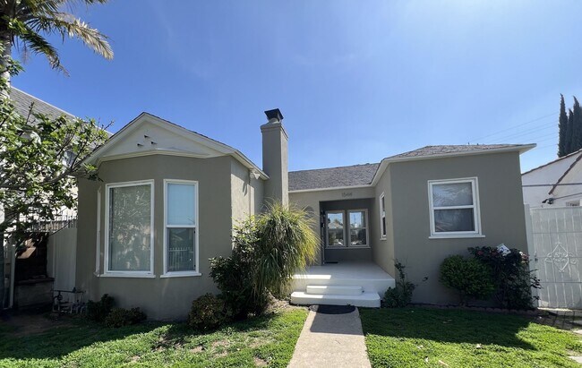 Primary Photo - Spacious 3BR 2BA Home ideally located off ...