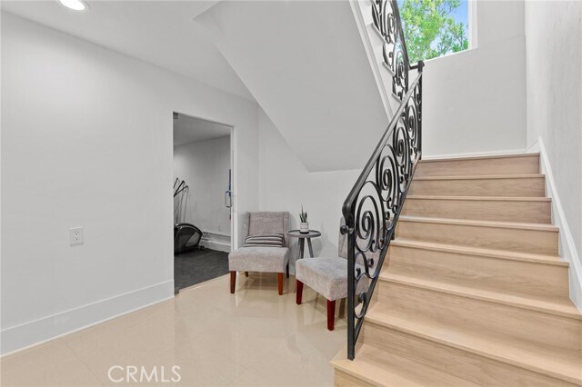 Building Photo - 3677 Eddingham Ave